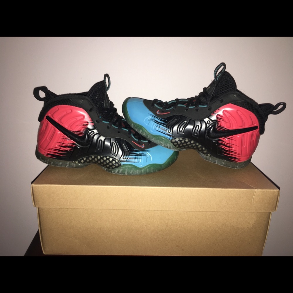 SIZE 4Y SPIDER-MAN FOAMPOSITES $40 OBO